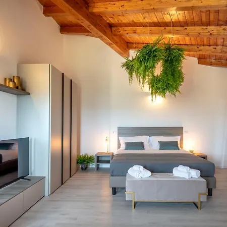 Corte Francigena Daire Montalcino